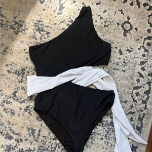 Beach Riot One-Shoulder Black & White Ribbed One-Piece Swimsuit